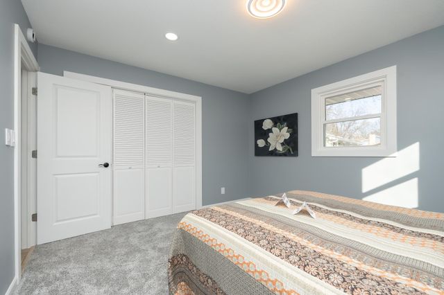 300 Viking Drive, Mankato, MN 56001