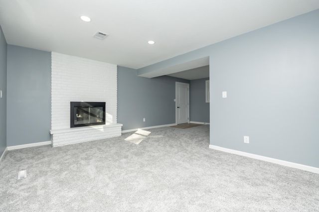 300 Viking Drive, Mankato, MN 56001