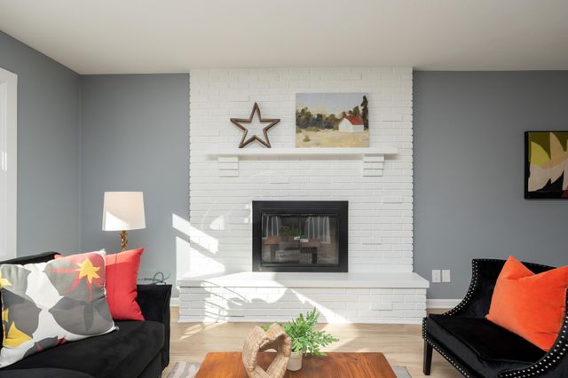 300 Viking Drive, Mankato, MN 56001