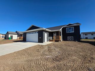 3960 MAGNUM CT, Rapid City, SD 57703