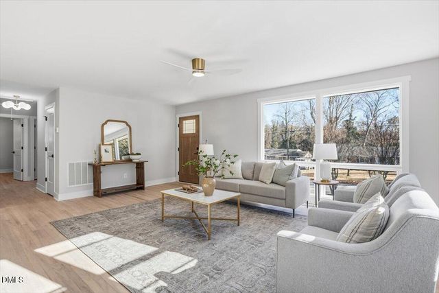 621 Dennis Avenue, Raleigh, NC 27604