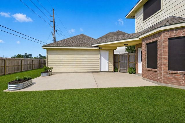 19011 Polo Meadow Drive, Humble, TX 77346