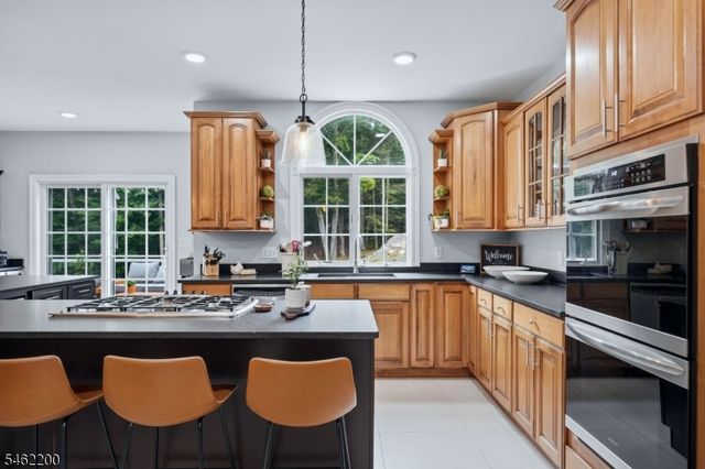 200 Rockburn Pass, West Milford Twp., NJ 07480