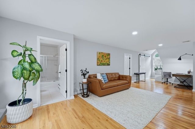 200 Rockburn Pass, West Milford Twp., NJ 07480