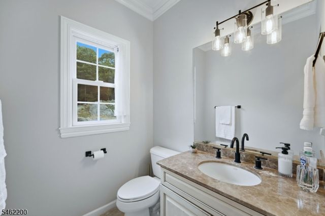 200 Rockburn Pass, West Milford Twp., NJ 07480