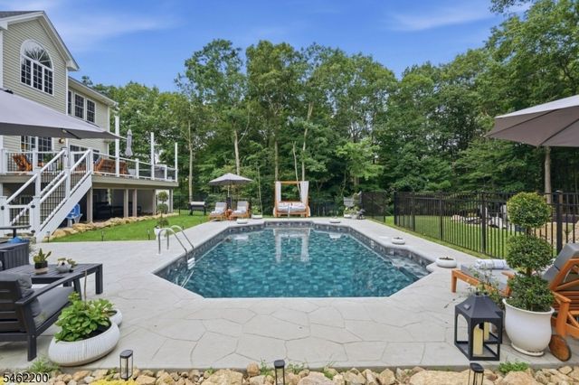 200 Rockburn Pass, West Milford Twp., NJ 07480
