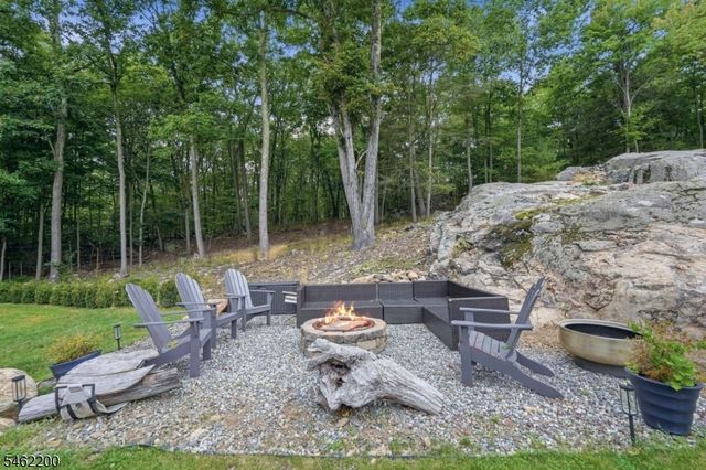 200 Rockburn Pass, West Milford Twp., NJ 07480