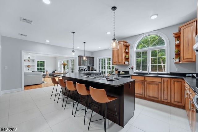 200 Rockburn Pass, West Milford Twp., NJ 07480