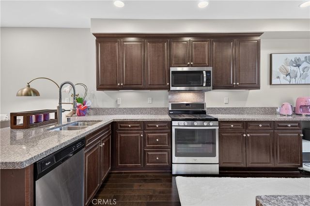 207 Native, Irvine, CA 92618