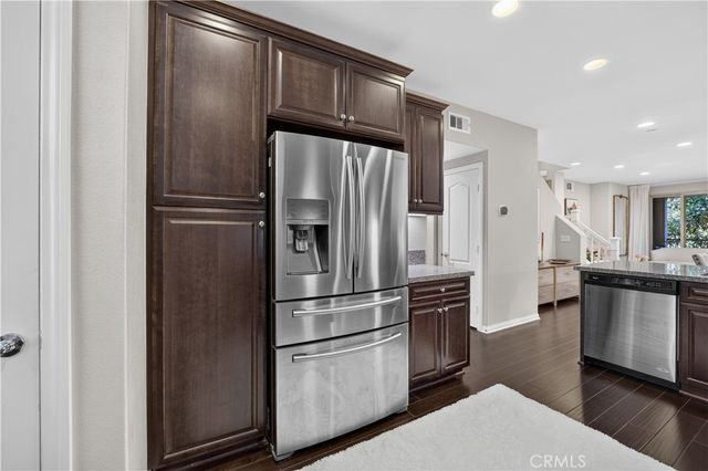 207 Native, Irvine, CA 92618