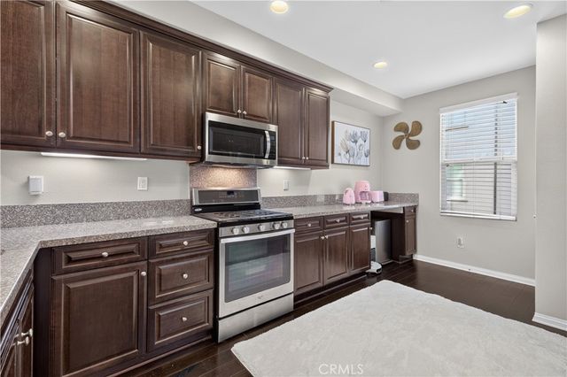 207 Native, Irvine, CA 92618