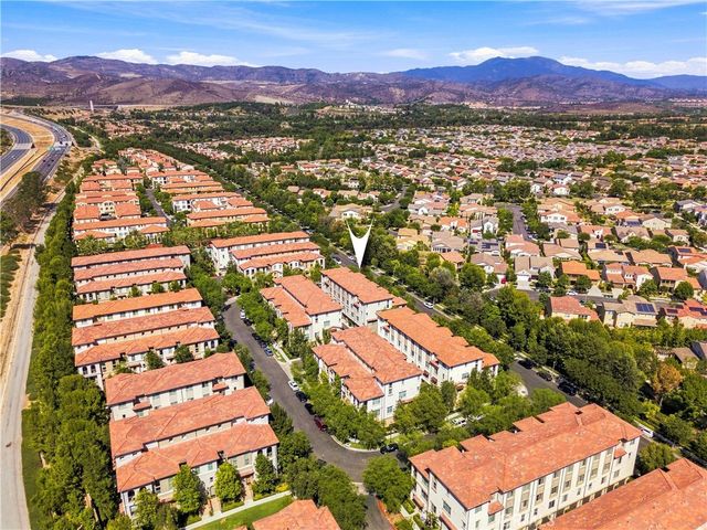 207 Native, Irvine, CA 92618