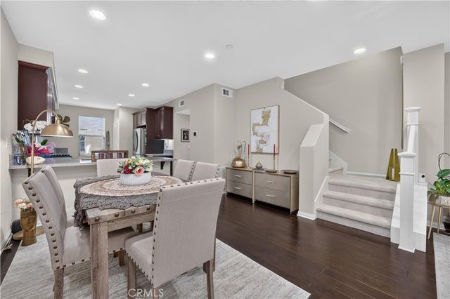 207 Native, Irvine, CA 92618