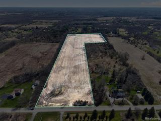 000 N Burkhart, Howell, MI 48843