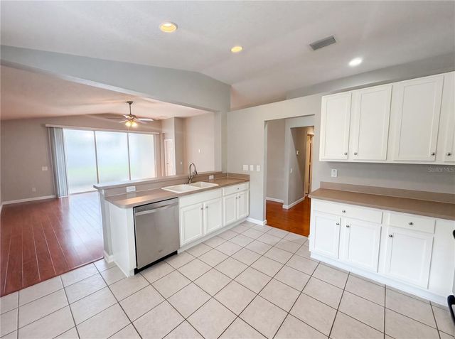 575 SEA HOLLY DRIVE, Brooksville, FL 34604