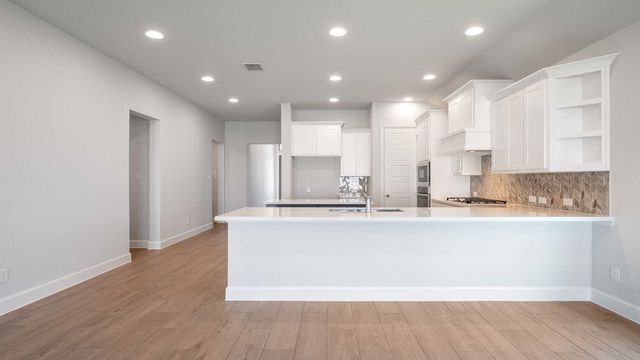 136 Bay Laurel Road, Mckinney, TX 75071