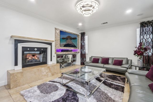 1322 Cottage Grove Court, Tracy, CA 95377