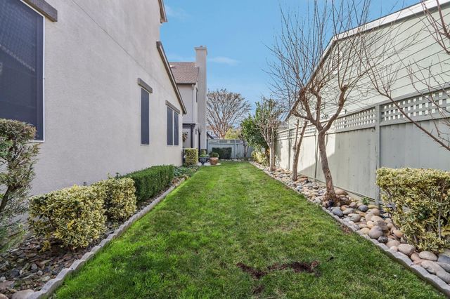 1322 Cottage Grove Court, Tracy, CA 95377