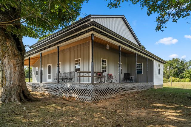 313 Jay Road, Owingsville, KY 40360