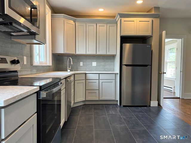 251 Edwards Street 2, New Haven, CT 06511
