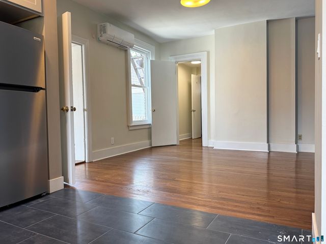 251 Edwards Street 2, New Haven, CT 06511