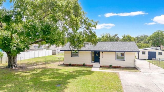 1502 N BRACEWELL DRIVE, Plant City, FL 33563