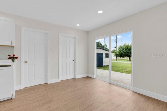 1502 N BRACEWELL DRIVE, Plant City, FL 33563