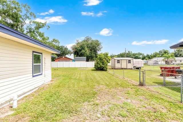 1502 N BRACEWELL DRIVE, Plant City, FL 33563
