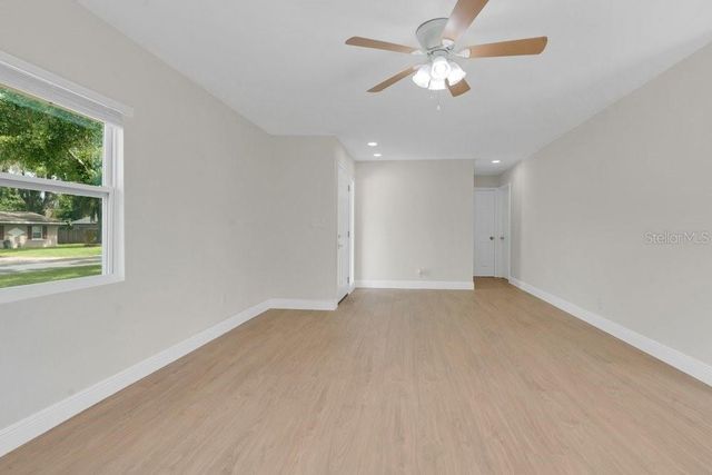 1502 N BRACEWELL DRIVE, Plant City, FL 33563