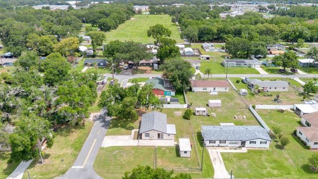 1502 N BRACEWELL DRIVE, Plant City, FL 33563