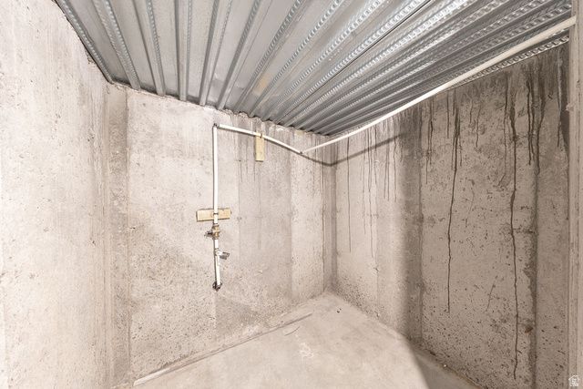 7087 W BOSTON PARK LN, West Jordan, UT 84081