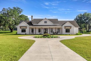 10561 NE 104TH CIRCLE, Oxford, FL 34484