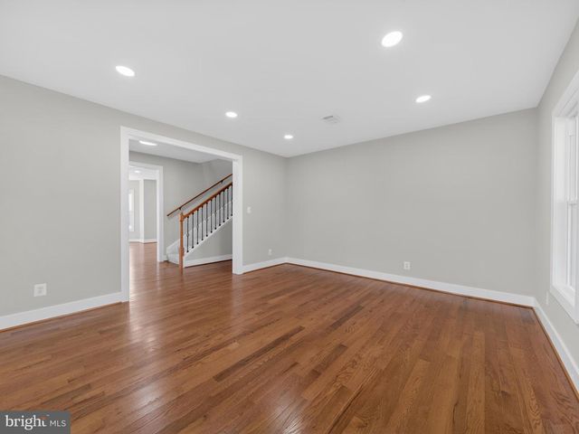 2575 HALLOWING POINT RD, Prince Frederick, MD 20678