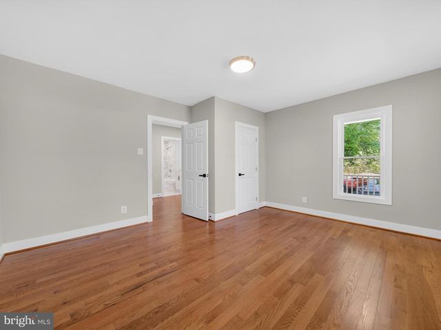 2575 HALLOWING POINT RD, Prince Frederick, MD 20678