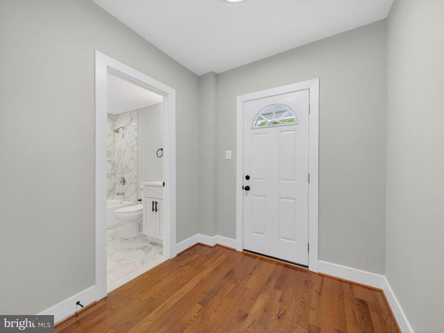 2575 HALLOWING POINT RD, Prince Frederick, MD 20678