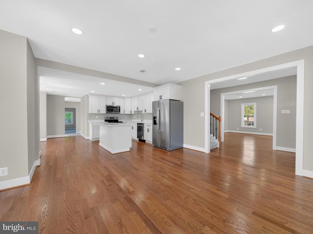 2575 HALLOWING POINT RD, Prince Frederick, MD 20678