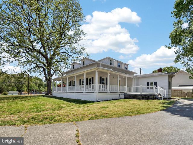 2575 HALLOWING POINT RD, Prince Frederick, MD 20678
