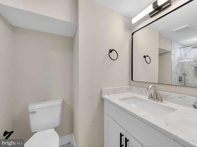 2575 HALLOWING POINT RD, Prince Frederick, MD 20678