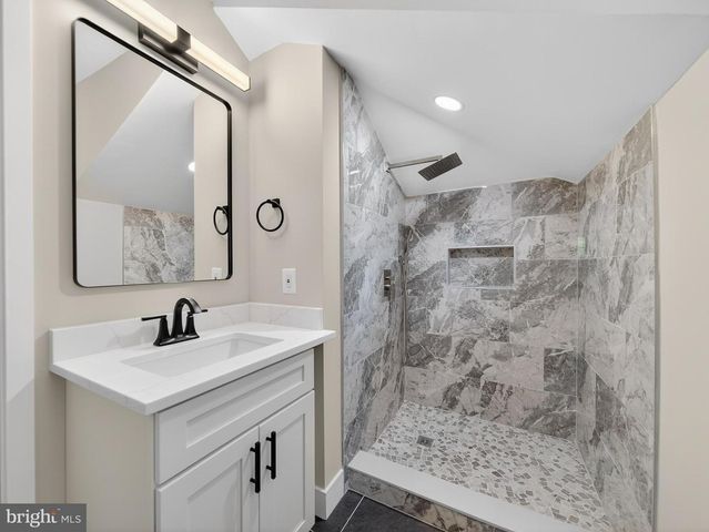 2575 HALLOWING POINT RD, Prince Frederick, MD 20678
