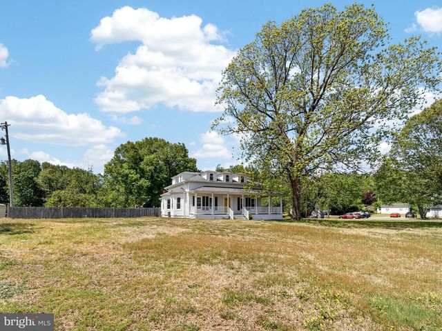 2575 HALLOWING POINT RD, Prince Frederick, MD 20678