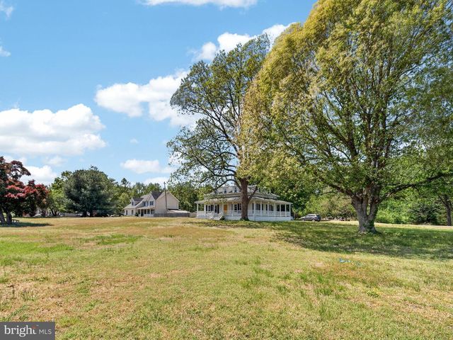 2575 HALLOWING POINT RD, Prince Frederick, MD 20678