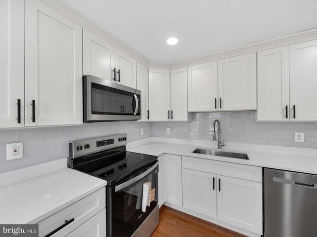 2575 HALLOWING POINT RD, Prince Frederick, MD 20678