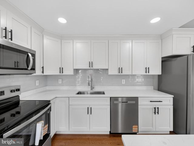 2575 HALLOWING POINT RD, Prince Frederick, MD 20678