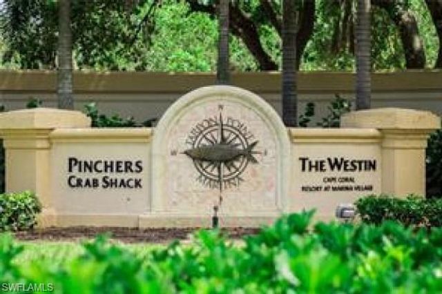 127 SW 52nd TER, Cape Coral, FL 33914