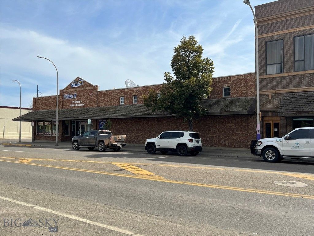 818 Main Street, Miles City, MT 59301 photo 2