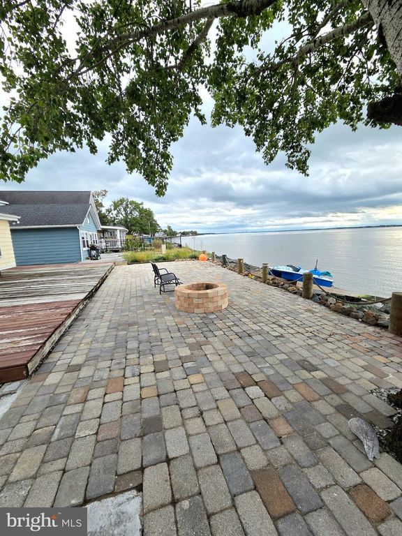 195 N RIVER DR, Pennsville, NJ 08070 — photo 2