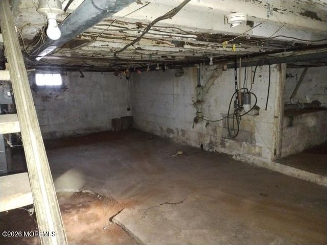 630 Colts Neck Road, Freehold, NJ 07728