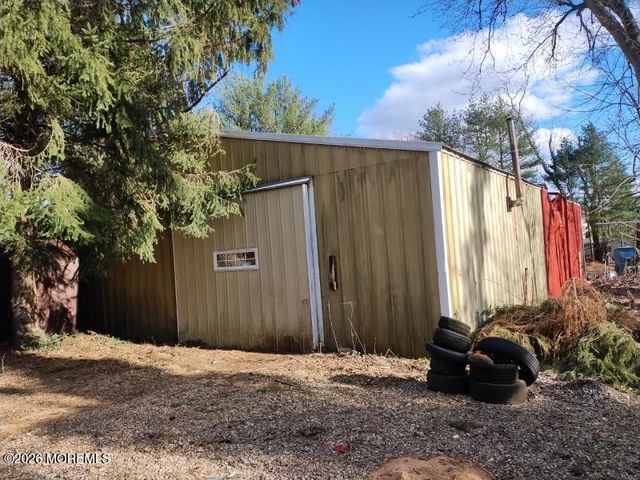 630 Colts Neck Road, Freehold, NJ 07728