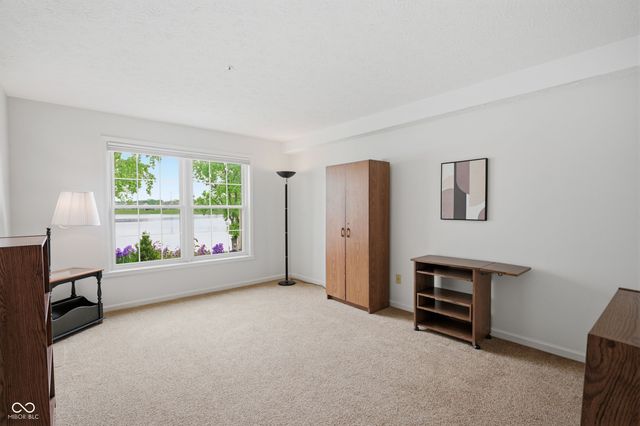 7601 Newport Bay Drive 109, Indianapolis, IN 46240