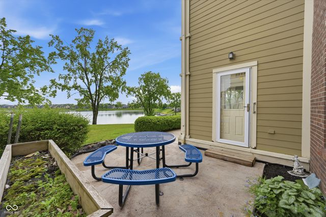 7601 Newport Bay Drive 109, Indianapolis, IN 46240